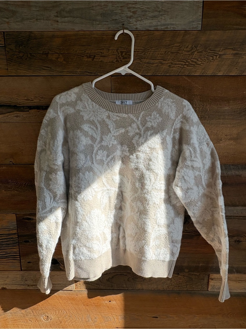 Suzy Shier Cream and Ivory Floral Crewneck Sweater